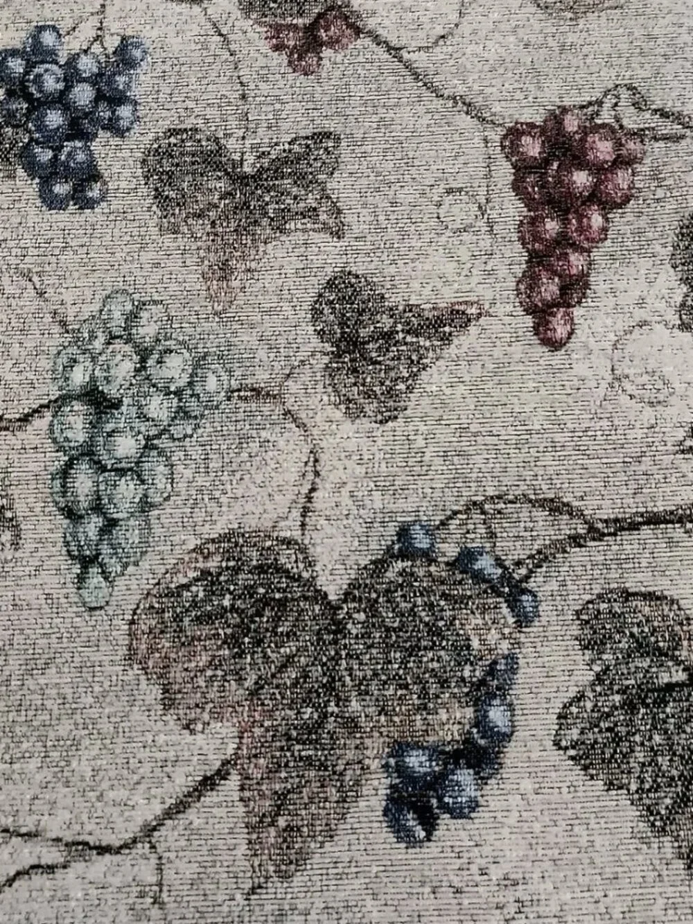 Tapestry table runner with lace and a beautiful grapevine design 71